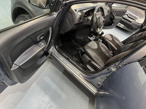 Renault Sandero Stepway 1.6 Dynamique 105cv