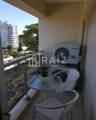 Apartamento De 1 Dormitorio En Alquiler En Roosevelt