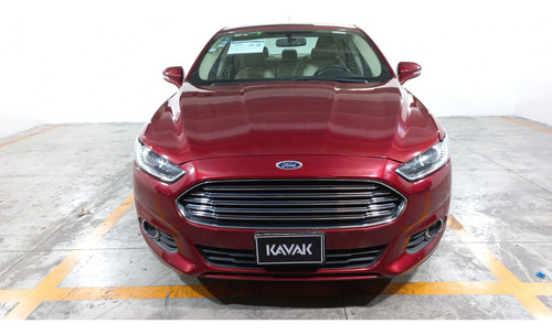 Ford Fusion 2.5 SE I4 NAV ADVANCE AT