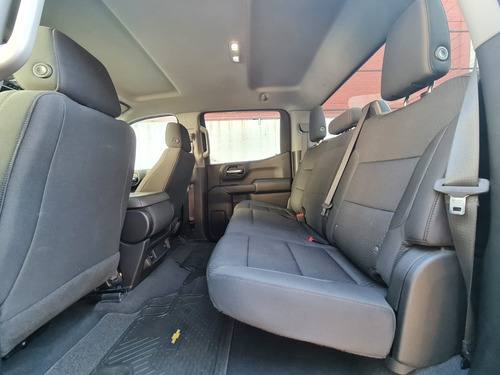 Chevrolet Silverado 5.3 V8 Custom Doble Cabina 4X4 At