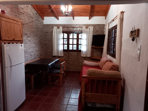 Imagen 3 de 12 de Alquiler Santa Rosa De Calamuchita Cabaña De 2 Ambientes Para 2/4 Personas. Promocion