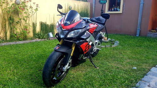 Imagen 12 de 16 de Aprilia Tuono Rr