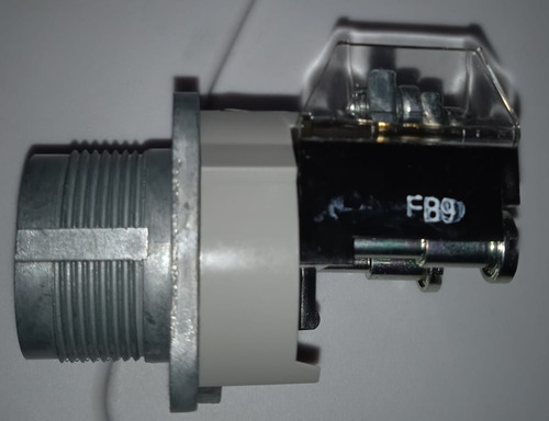 Allen Bradley, Modelo: 800t-h17a (Usado)