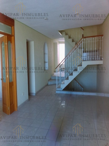 Casa En Venta En P. Bernal, Tejeda, Querétaro. Met098