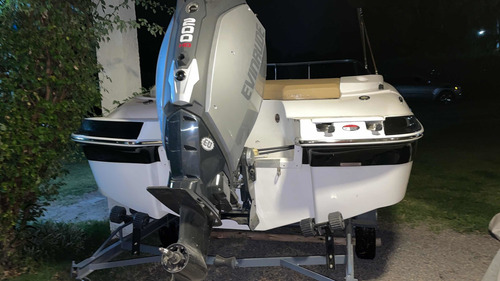 Imagen 3 de 11 de Lancha Arco Iris Eclipse 23 Con Evinrude 200 Ho