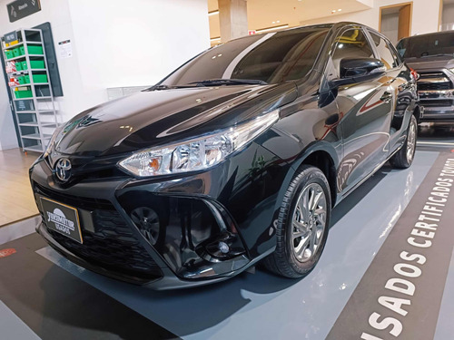 Toyota Yaris Xs Hatchback