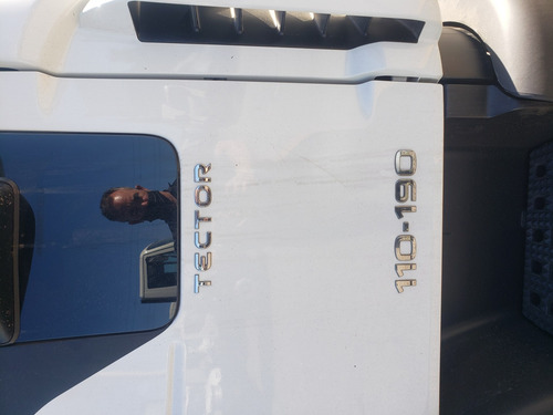 Imagen 4 de 8 de Iveco Tector 110-190 Cv Dp