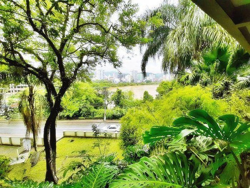Imagem 18 de 23 de Casa Com 4 Dormitórios, 325 M² - Venda Por R$ 1.600.000,00 Ou Aluguel Por R$ 8.000,00/ano - Centro (blumenau) - Blumenau/sc - Ca0329