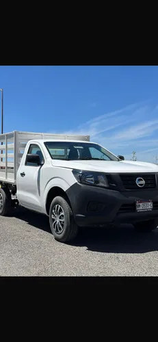 Nissan NP300 2.5 Estacas Dh Aa Mt