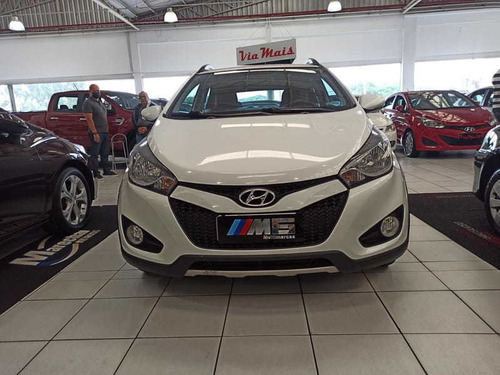 Imagem 3 de 15 de Hyundai Hb20x Premium 1.6 Flex 16v Aut. 4p 2014