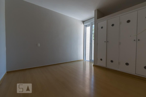 Casa À Venda - Santo Amaro, 4 Quartos, 250 - S893132272