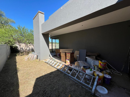 Duplex En Housing Con Seguridad - 3 Dorm 3 Baños - Villa Belgrano