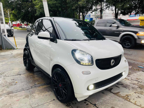 Imagen 2 de 11 de Smart Fortwo 2017 8.9l Prime Turbo . At