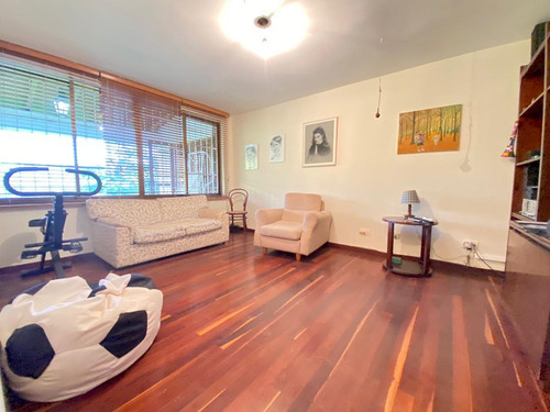 Imagen 7 de 11 de Se Vende Casa 1330m² 5h+1s/5b+1s/4p Loma Larga El Hatillo