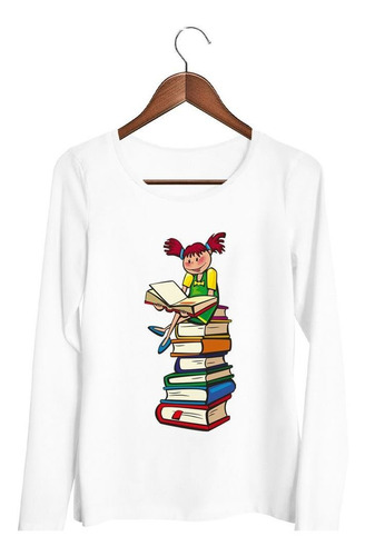 Remera De Mujer Niña Sentada En Libros Aprendizaje Ml