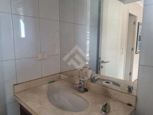 Casa En Venta De 6 Dorm. En Peñalolén