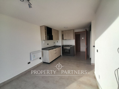 Arriendo Departamento A Pasos Del Centro De La Ciu...