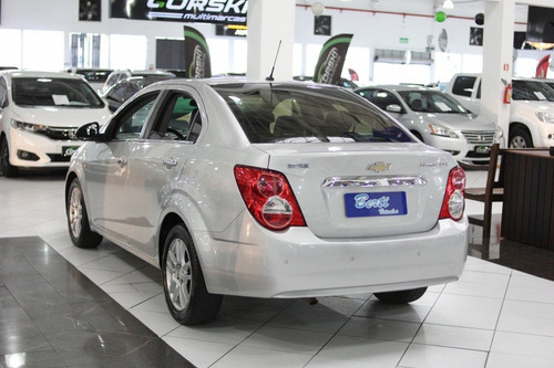 Imagem 6 de 14 de Chevrolet Sonic 1.6 Ltz Sedan 16v Flex 4p Automático