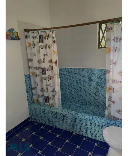 Finca En Santa Fe: Espacio, Confort Y Clima Cálid...(mls#256079)