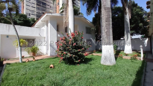 Imagen 2 de 30 de Casa En Venta En El Este De Barquisimeto, Santa Elena Ideal Para Uso Comercial Codigo 23-7831 Sps