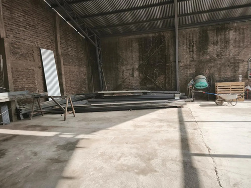 Arriendo Bodega  Con Oficinas  520 M2 Uso Industrial