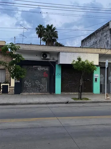 Local En Centro (moreno)