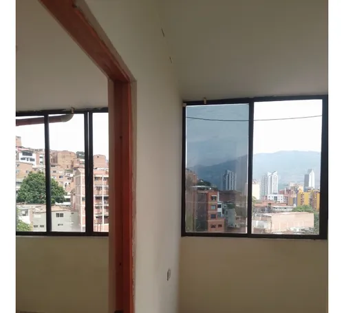 El Salvador Bomberos Tercer Piso