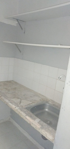 Imagen 9 de 13 de Prox.sanatorios Interior Buena Ubicación Bajos Gastos