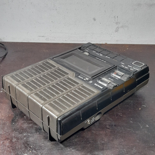 Imagem 5 de 10 de Gravador Toca Fita Philips N2214 Liga Mas Não Gira A Fita.