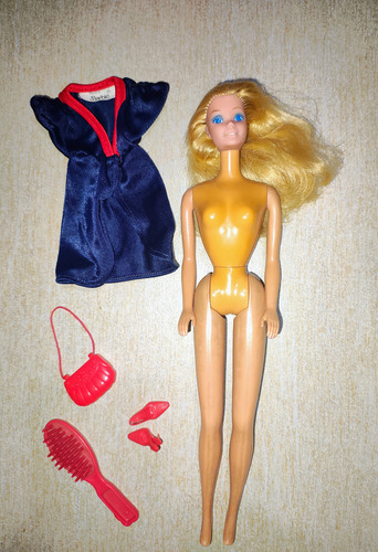 Barbie 80s Gym Argentina Top Toys Muñeca (Usado)