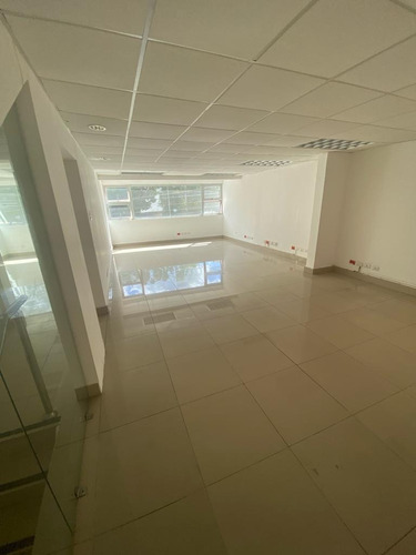 Alquilo Amplio Local Comercial 2do Piso En El Vergel Código: Pd127
