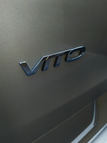 Imagen 17 de 23 de Mercedes Benz Vito Plus 111cdi Vidriado