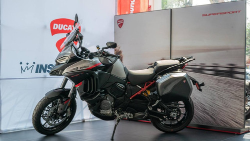 Ducati Multistrada V4 S Grand Tour
