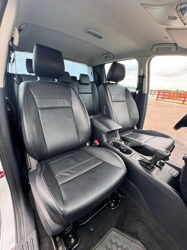 Ford Ranger 3.2 Limited Cab. Dupla 4x4 Aut. 4p