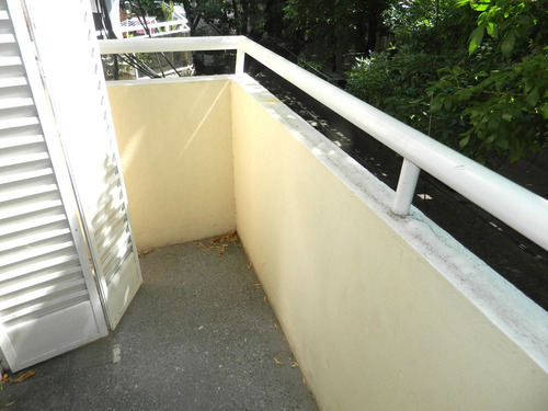 Imagen 6 de 17 de Encantador Semipiso De 3 Ambientes En Edifcio De Estilo