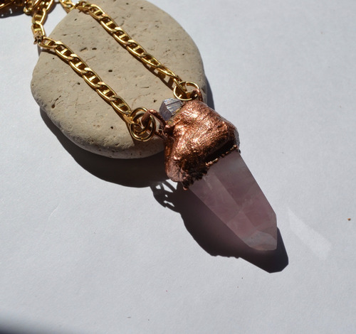 Imagen 2 de 6 de Colgante Piedras Cuarzo Rosa Y Amatista, Bronce, Cod1