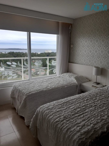Imagen 12 de 17 de Departamento Piso Alto Yoo