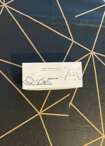 Figura Kaws Edición Limitada
