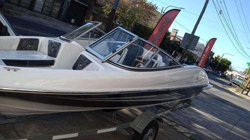 Lancha Nikita 470 Premium Open Deportiva