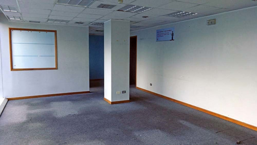 Imagen 21 de 23 de Alquilo Oficina En Piso Alto 385 M2 En Los Palos Grandes 7660