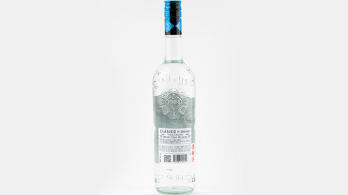 Tequila Clasico De Centinela Blanco 100% Agave 750ml