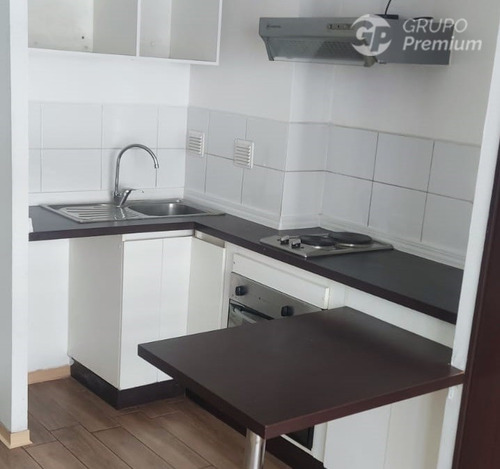 Departamento En Venta De 1 Dorm. En Estación Central
