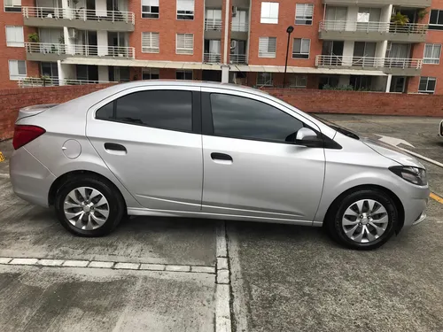 Chevrolet Onix LT 1.4 mecánico