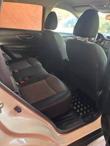 Nissan X-Trail 2.5 Sense 3 Row Cvt