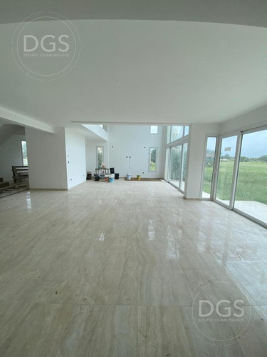 Imagen 6 de 27 de Oportunidad! Excelente Casa En San Eliseo Golf Con Vista Al Golf