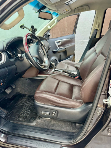 Toyota Hilux SW4 2.8 Tdi Diamante Ii 4x4 7as 6at
