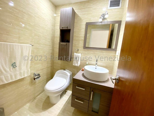 Apartamento En Venta Piso Bajo Remodelado La Tahona Urb. Escampadero