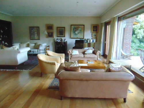 Imagen 8 de 30 de Casa En Venta 3 Dormitorios - Las Lomas-jockey. San Isidro