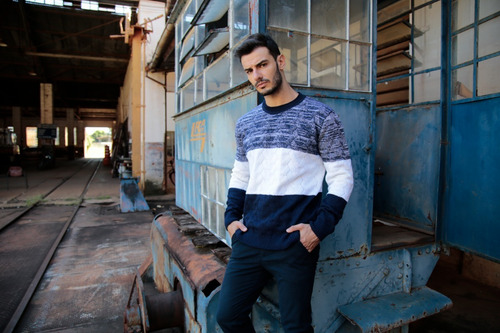 Imagem 7 de 7 de Suéter Masculino Tricô Zurique Azul/branco