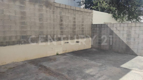 Casa En Renta En Col. Las Lomas En Garcia